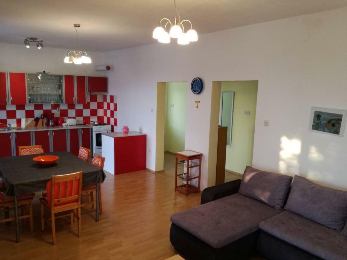House Zara Villa Maslenica Bagian luar foto