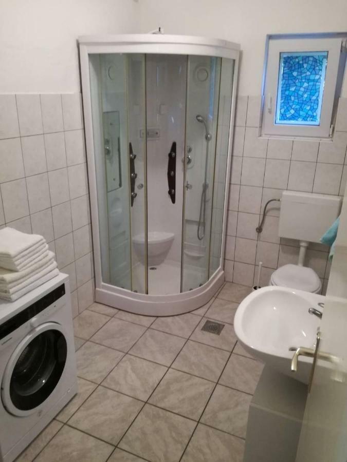 House Zara Villa Maslenica Bagian luar foto